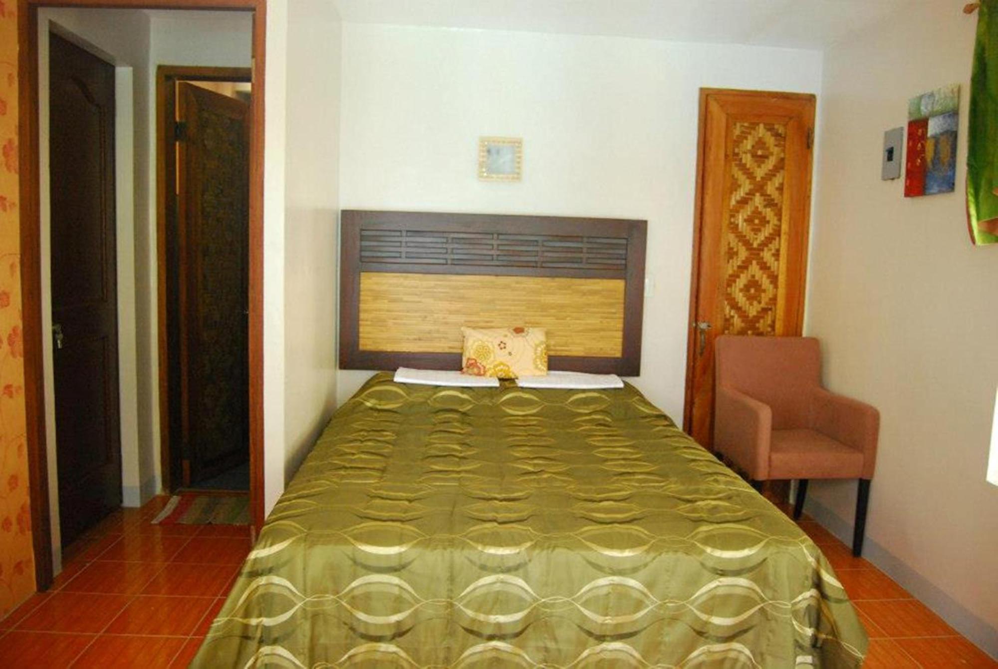 Oslob Seafari Resort Room photo