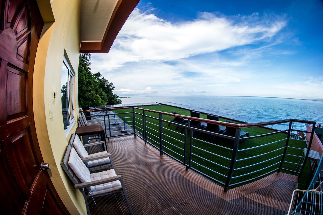 Oslob Seafari Resort Exterior photo